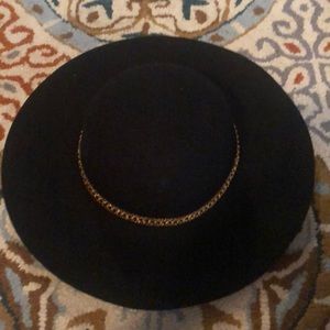 ADORA FELT WIDE BRIM FALL/WINTER HAT
